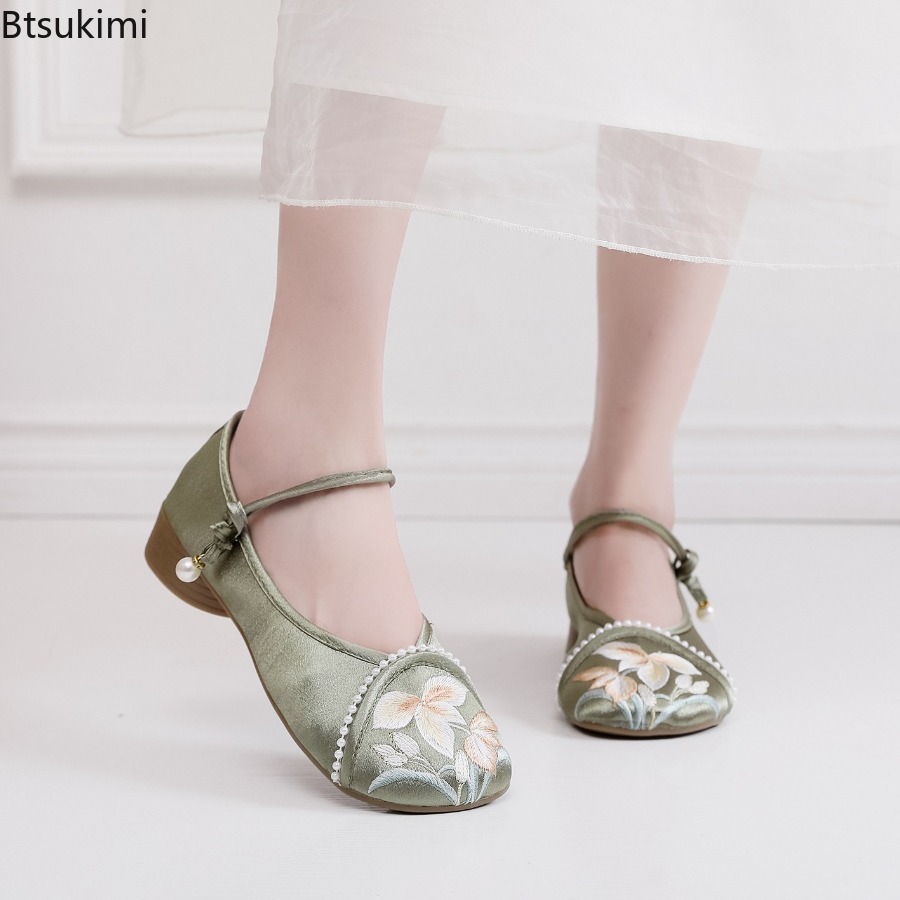 The Ethnic Fashion - Mode geborduurde damesschoenen in Chinese stijl