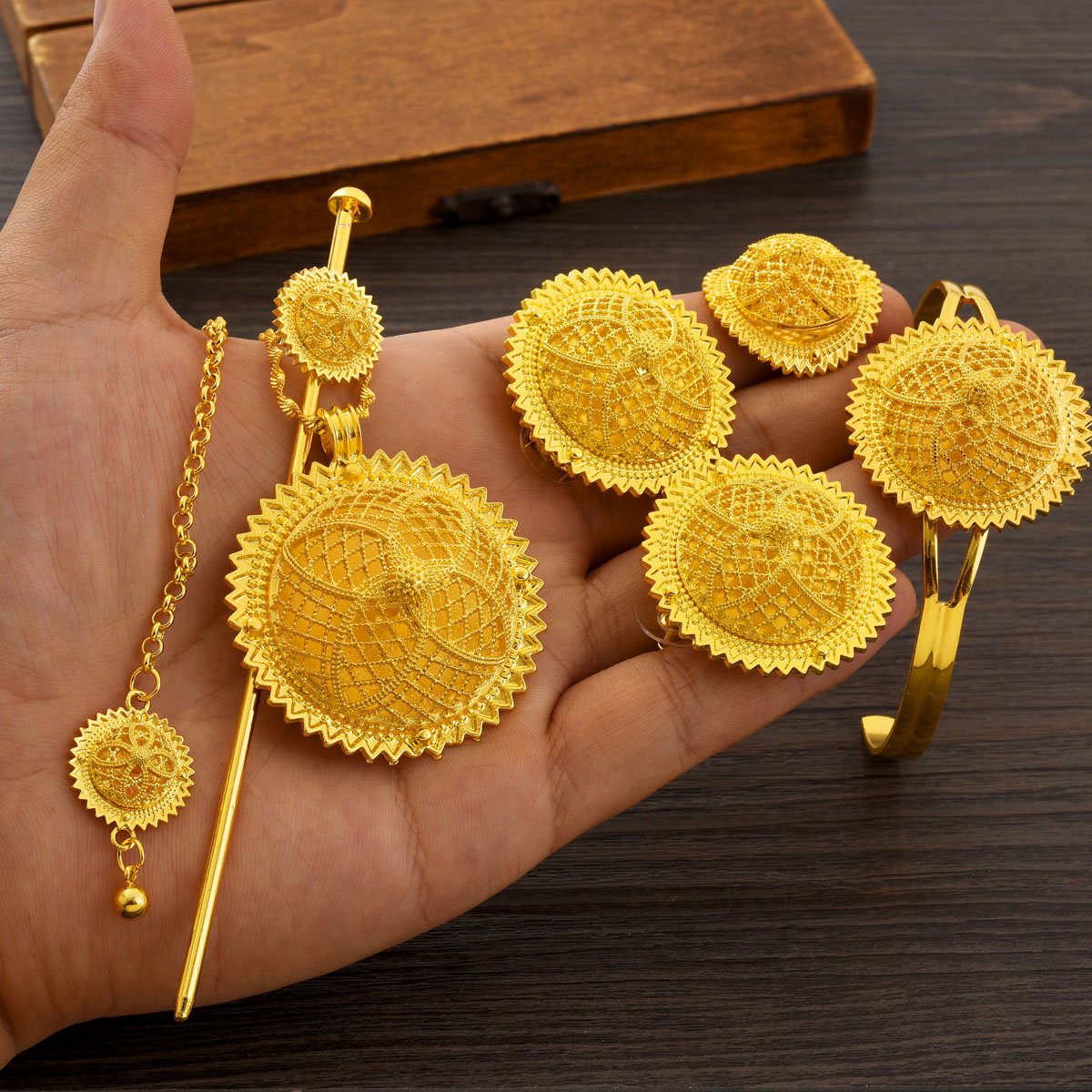 Afrika Dubai Gouden Kleur Sier - Ethnic Fashion Dubai recensie en prijs